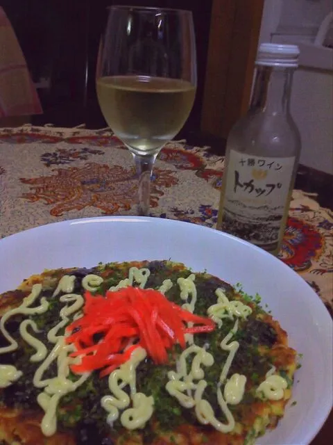 Okonomiyaki with Tokachi white wine|akanushka tatteeさん