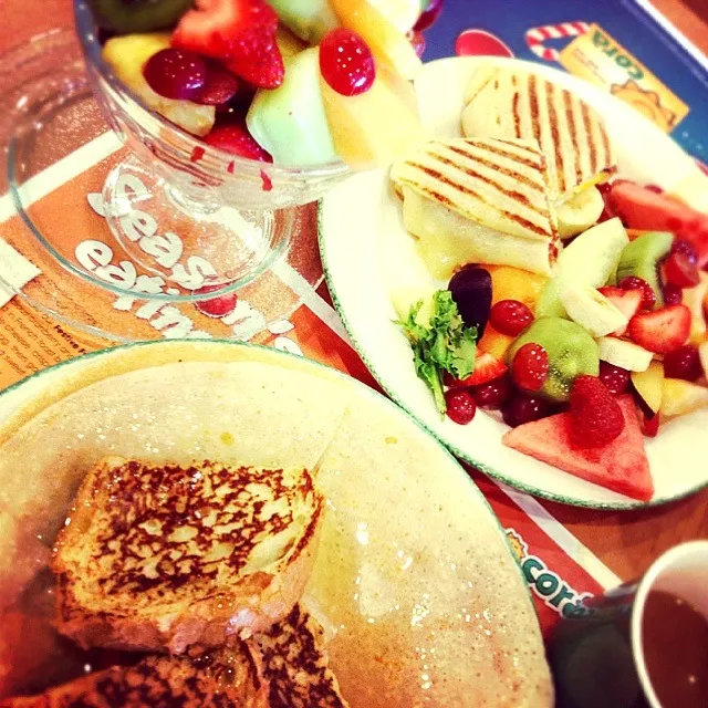 Breakfast ♡|Mayumi Murataさん