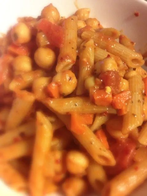 Spicy Chickpeas & Whole Wheat Pasta|Elena Stone-Ohさん