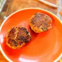 Snapdishの料理写真:Quinoa kale cakes|Gajanさん