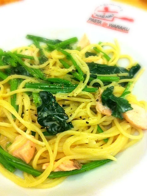 Spagetti salmon & spinach in cream sauces|didi kullawadeeさん