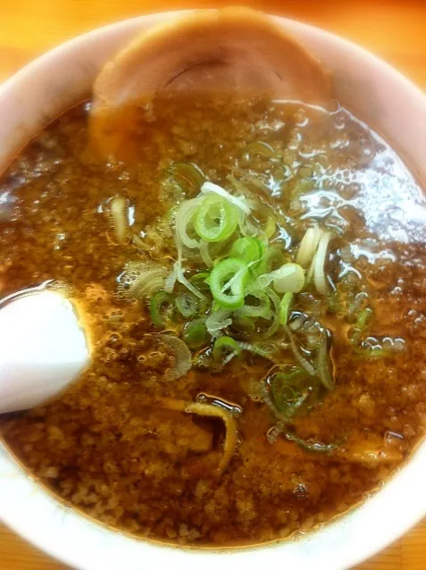 焦がしニンニク黒醤油ラーメン|wattabeさん