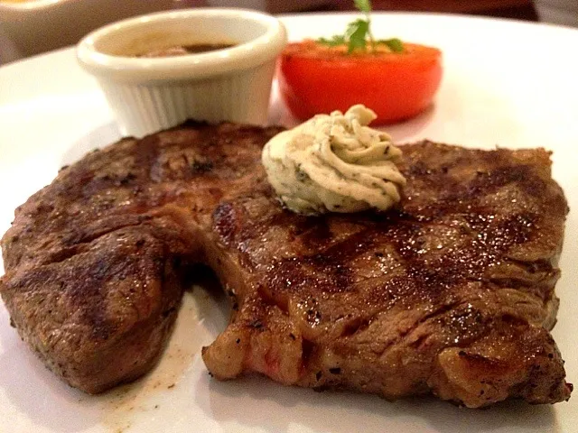 Snapdishの料理写真:Black Angus ribeye steak|Nicholas Tayさん