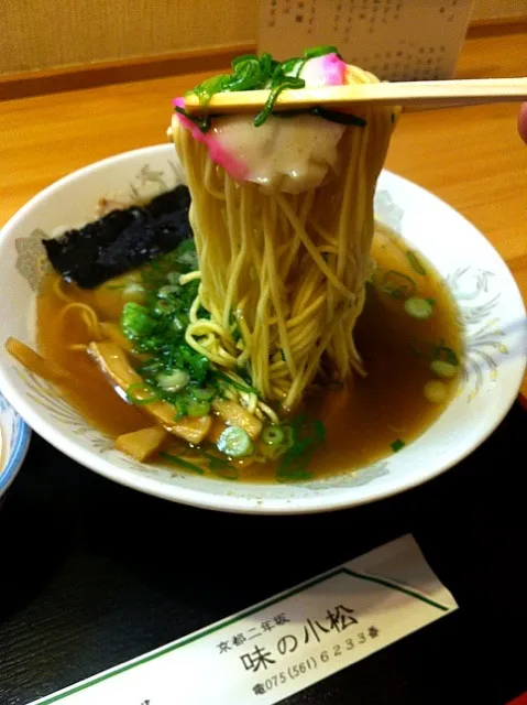 京都二寧坂 味の小松 和風中華そば|食レポ エステオヤジ @高石さん