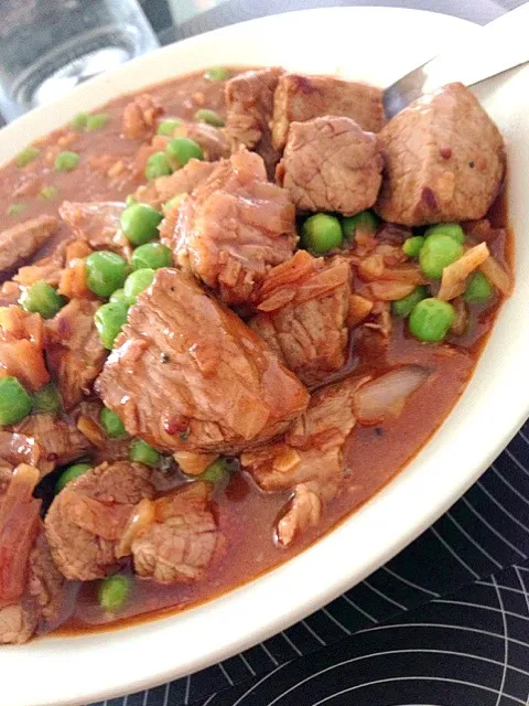 Lean beef chunks in Indian curry & peas|su ann chongさん