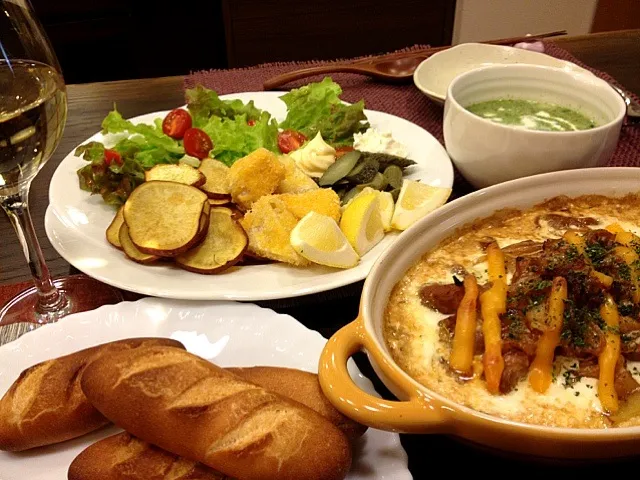 Snapdishの料理写真:鶏肉ときのことじゃが芋のオーブン焼き  Baked potato with chicken and mushrooms|masakoさん