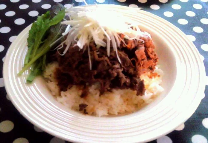 牛肉の柚子こしょうバター丼♪|ともさん