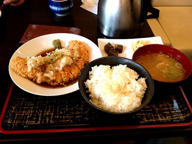 柏 豚娘 みぞれとんかつ定食|かむかまさん