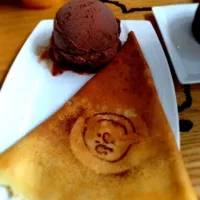 Chocolate peanut crepe|Ivis Chinさん