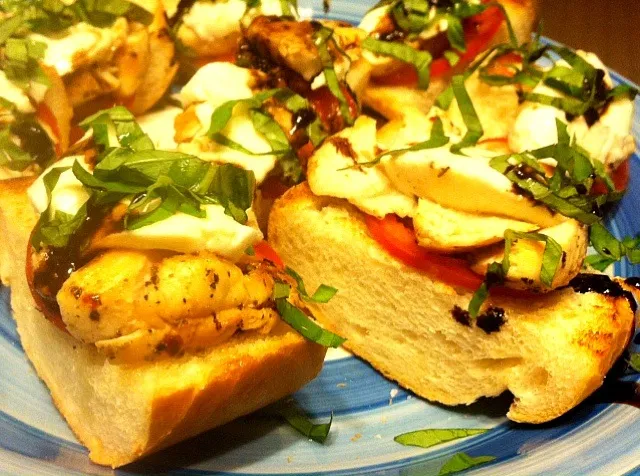 Chicken caprese sandwiches.|bailey mcdowellさん