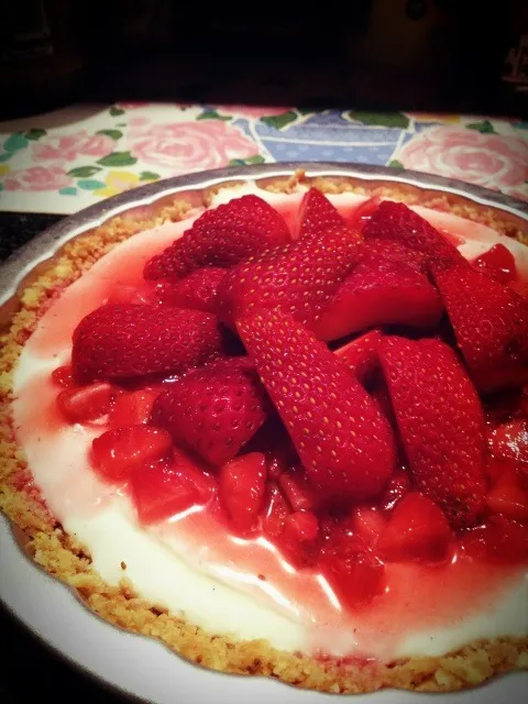 Strawberry with light lemon cream cheese pie|Prae~*さん