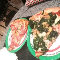 Snapdishの料理写真:Cut Pizza @ USA|しほさん