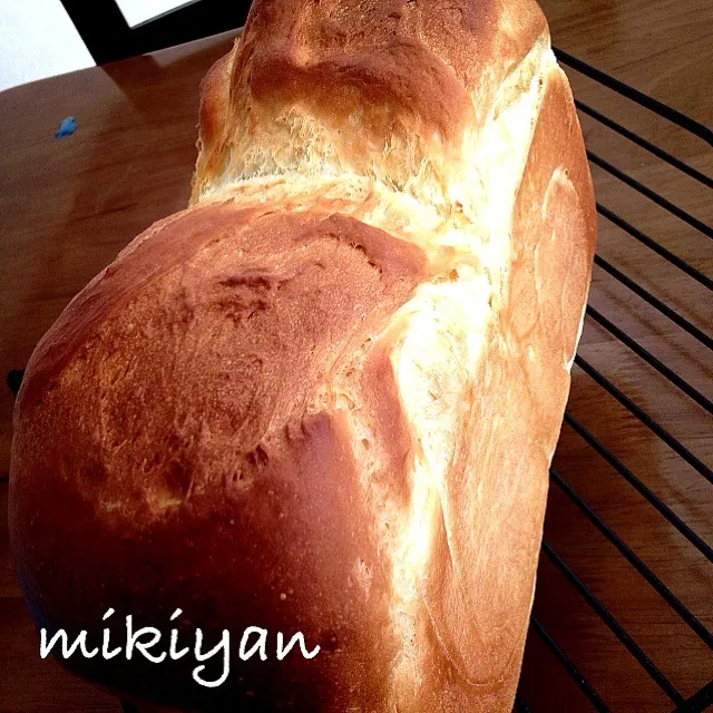 Snapdishの料理写真:初めての山型食パン🍞|みきやん☺︎さん