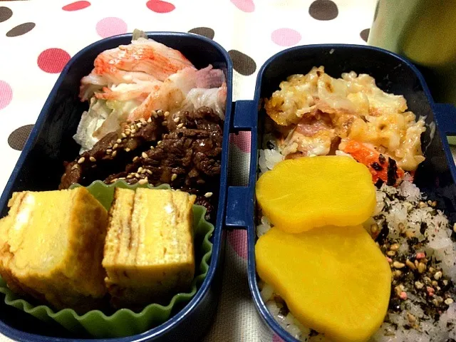 小6男子塾弁当  (夕食)                          焼肉、卵焼き、ドリア、カニカマサラダ、白菜のみそ汁、         以上！|Takayukiさん