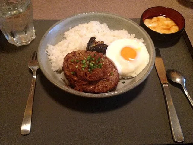 和風ハンバーグ卵焼き乗せ|優也さん