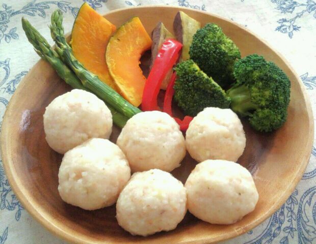 海老はんぺんのふわふわ蒸し団子と蒸し野菜 とも Snapdish スナップディッシュ Id 19tjna
