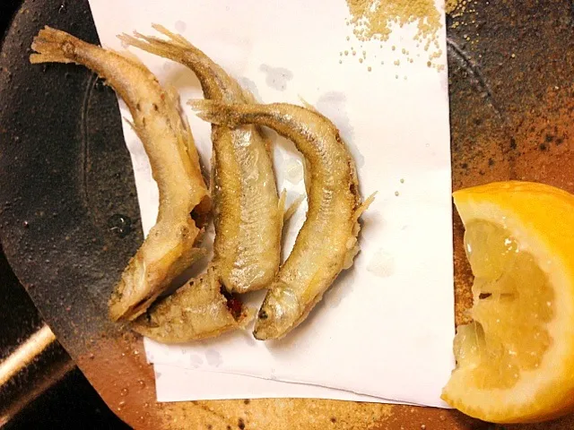 Snapdishの料理写真:Crisply fried seasonal smelt fish - wakasagi|su ann chongさん