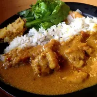 Snapdishの料理写真:チキンカレー🍛|やまみーさん