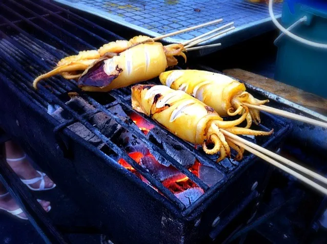 Snapdishの料理写真:Hatyai BBQ Squid 烤鱿鱼|Cindy Chanさん