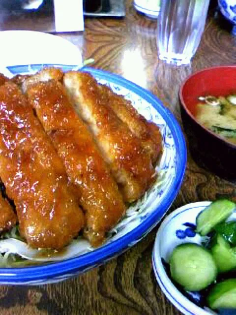 三好のソースカツ丼|リス子さん