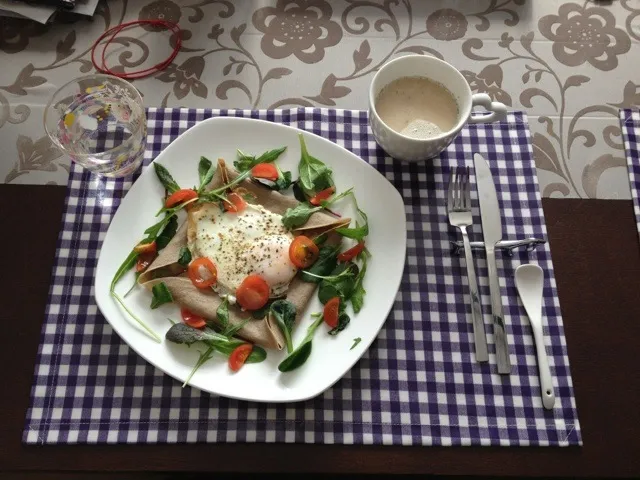 Snapdishの料理写真:蕎麦乾麺を使ったガレット|竜也さん