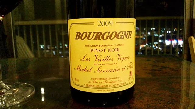 Snapdishの料理写真:2009   BOURGONE   PINOT NOIR|ワインさん