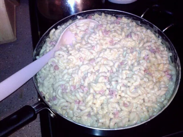 Snapdishの料理写真:ham mac and cheese|victoriaさん