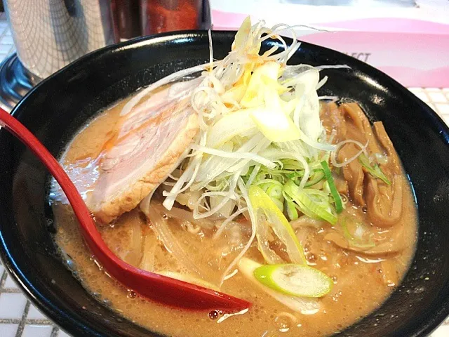 ドロドロ味噌ラーメン|こんどう かずゆきさん