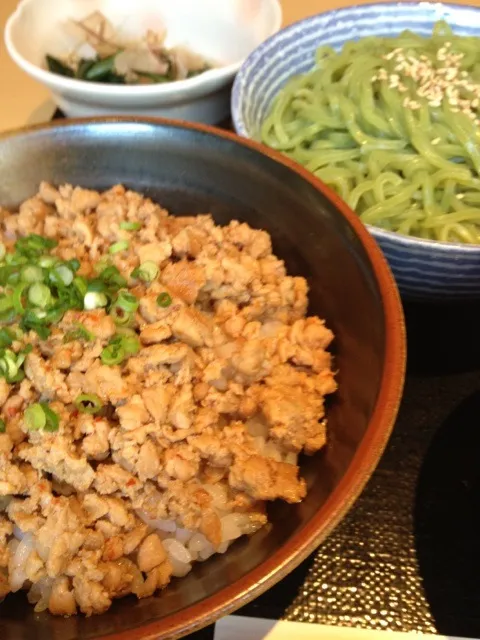 鶏そぼろ丼セット|相澤香菜さん