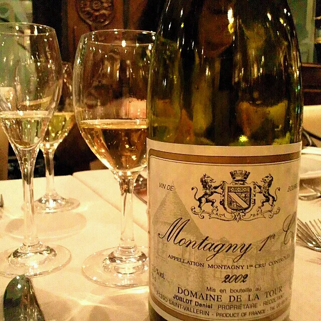 Snapdishの料理写真:Montagny 1er 2002 Domaine de la Tour|ふぃるまめんとさん