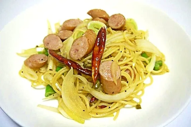 Spicy sausage spagetti|ｖ（＾＿＾ｖ）♪さん