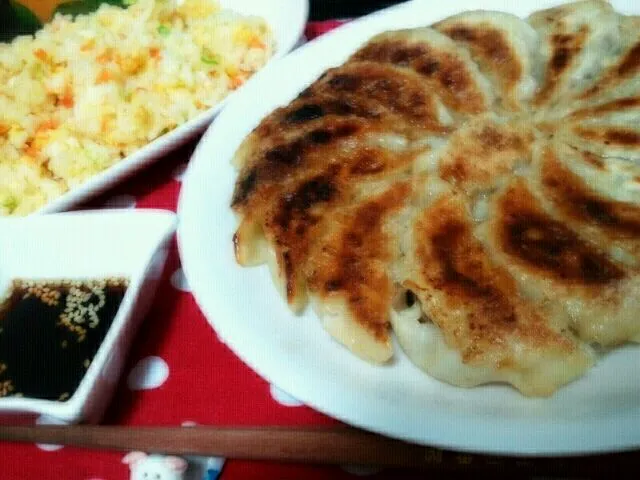 中華！餃子と炒飯。|さとくまさん