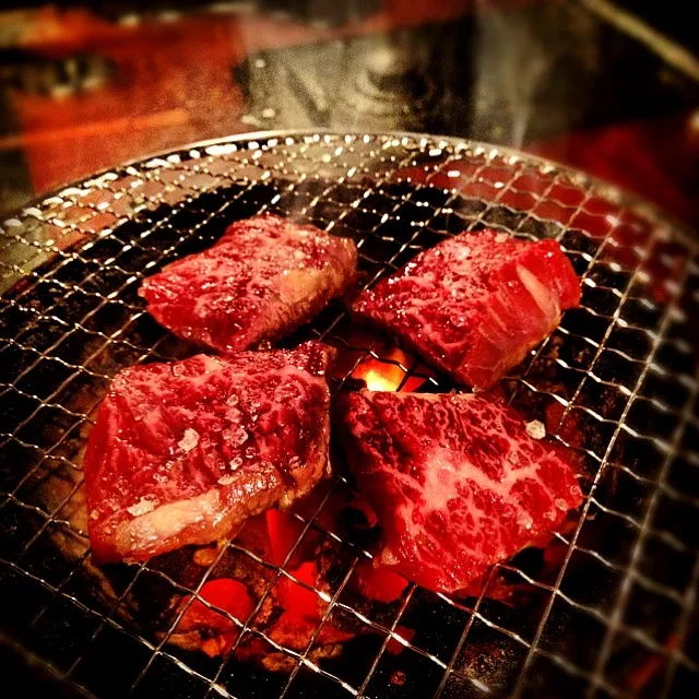 深夜の焼肉  ハラミ|谷川 球一さん