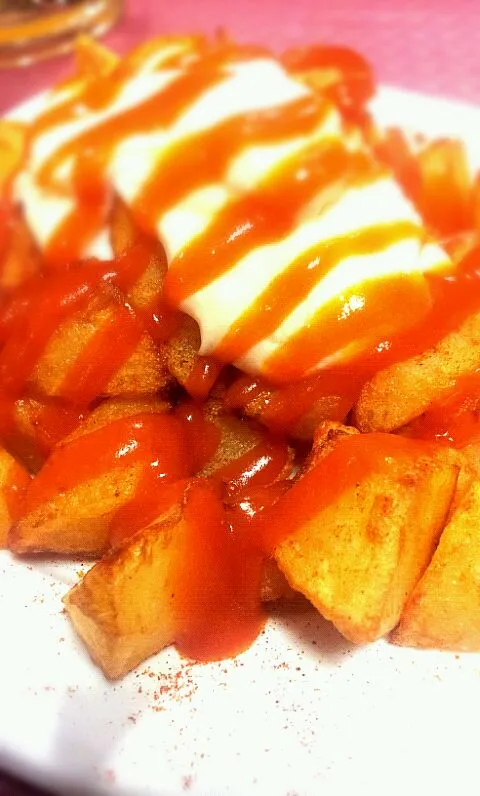 Patatas bravas|Marcos Roblesさん