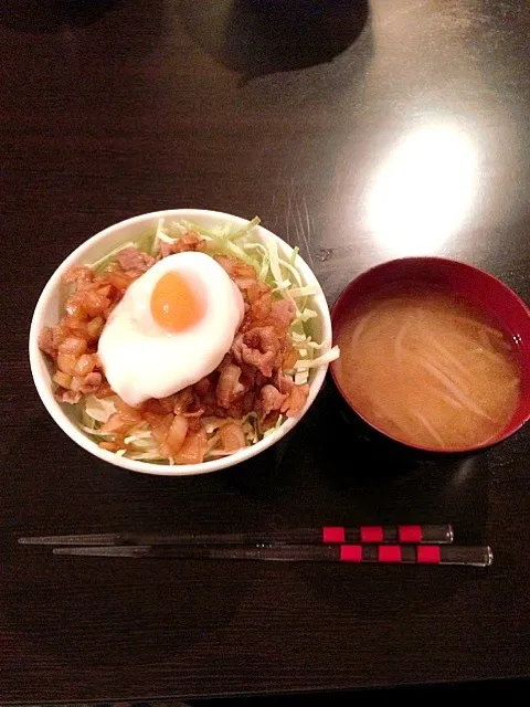 豚丼＆もやしのお味噌汁|いべりこ様さん