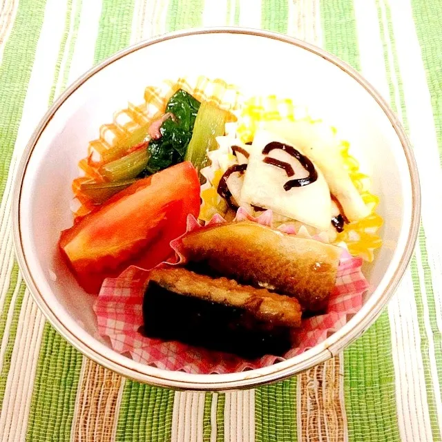 さばの味噌煮弁当|とーもさん