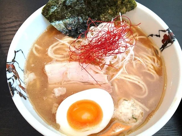 Snapdishの料理写真:濃厚鶏白湯煮干ラーメン|タンクさん