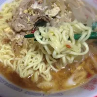 Snapdishの料理写真:インスタントラーメン味噌|キイチさん