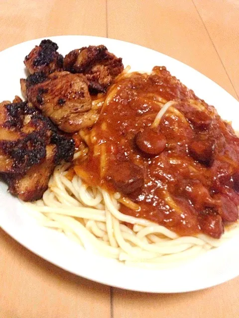 Snapdishの料理写真:Pasta with fried chicken ^_< /|Ricardo Rochaさん