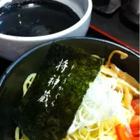 Snapdishの料理写真:竹炭を使った黒味噌つけ麺|Ojさん