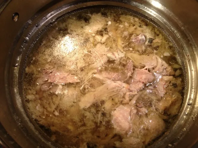 Turkey Broth Simmering|http://melissasmenu.wordpress.com/さん