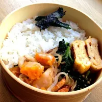 Snapdishの料理写真:本日のお弁当！かぼちゃの無理矢理グラタン♥|いのまた りいさん