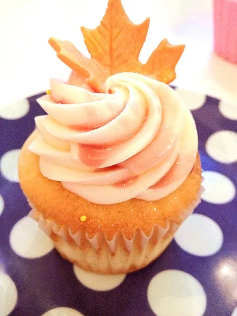 Strawberry cheesecake cupcake♪|Nanakoさん