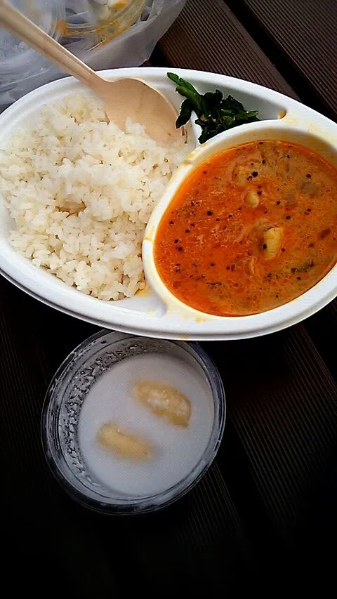 ココナツミルクチキンカレー(移動販売車のランチ)|ペっさん