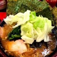 Snapdishの料理写真:家系ラーメン|鈴木雅喜さん