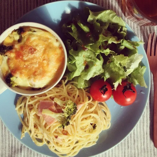 パスタとキッシュのようなもの|シーチキンさん