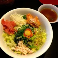 Korean Seafood Bibimbap!|Crystal Huさん