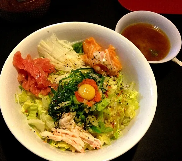 Korean Seafood Bibimbap!|Crystal Huさん