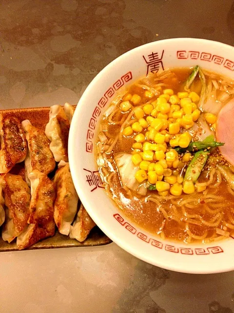 ラーメン 餃子|ころままさん