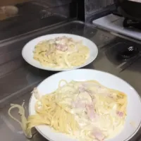 玉ねぎとベーコンのクリームパスタ。|tomokichiさん